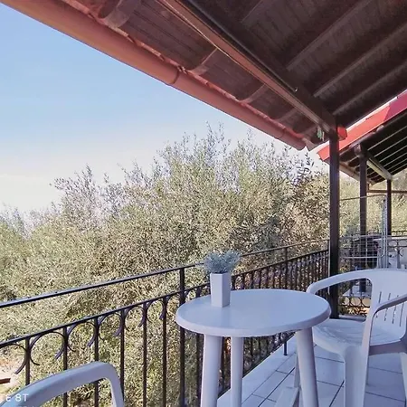 House!! アパート