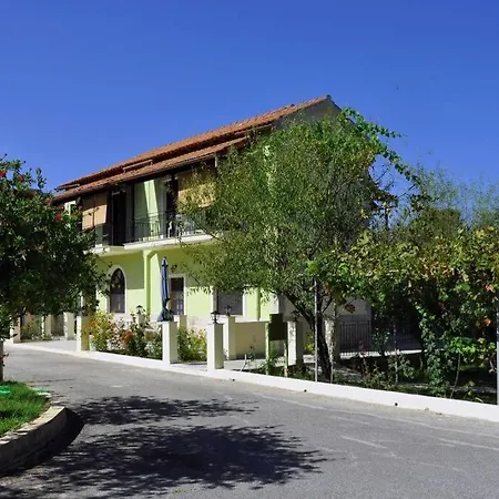 House!! Apartament Sfakerá