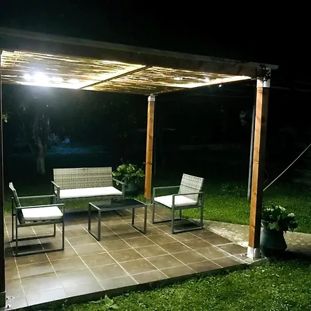 Apartman House!! Szfakerá