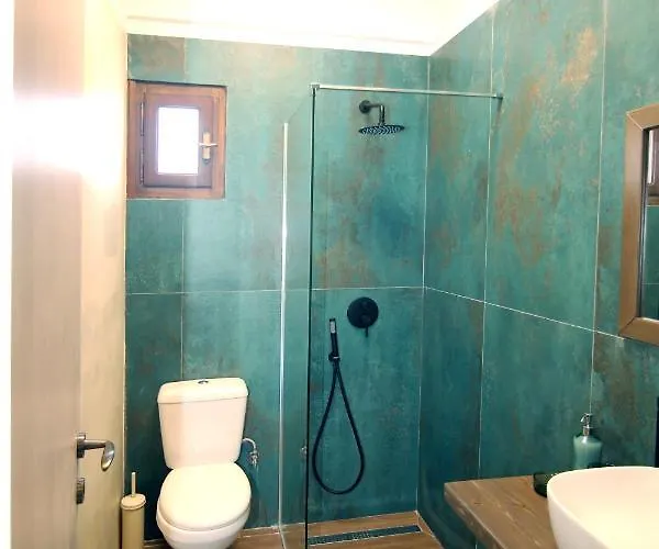 דירה House!! Sfakerá