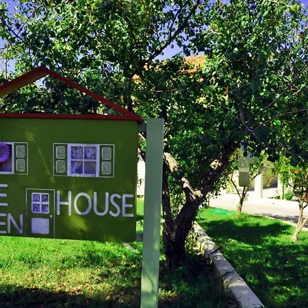 House!! Lejlighed